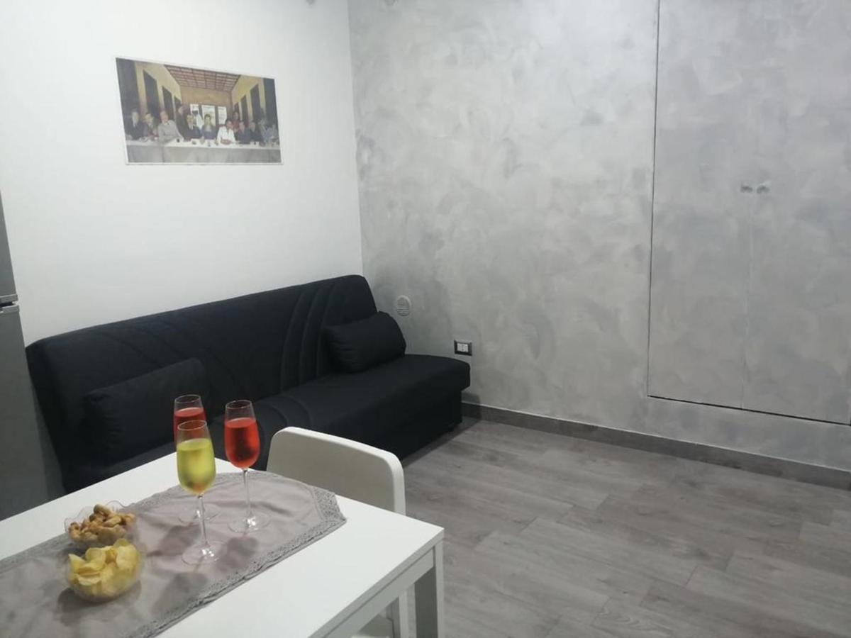 Ferienwohnung Napoli Pop Chiaia Exterior foto