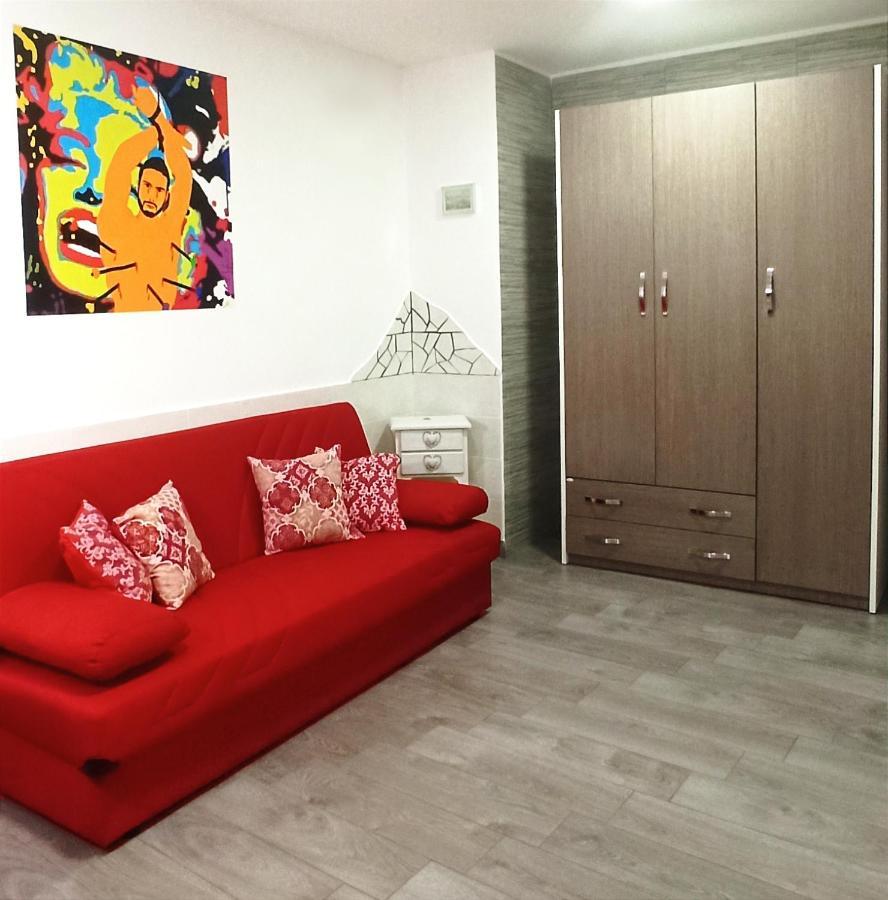 Ferienwohnung Napoli Pop Chiaia Exterior foto