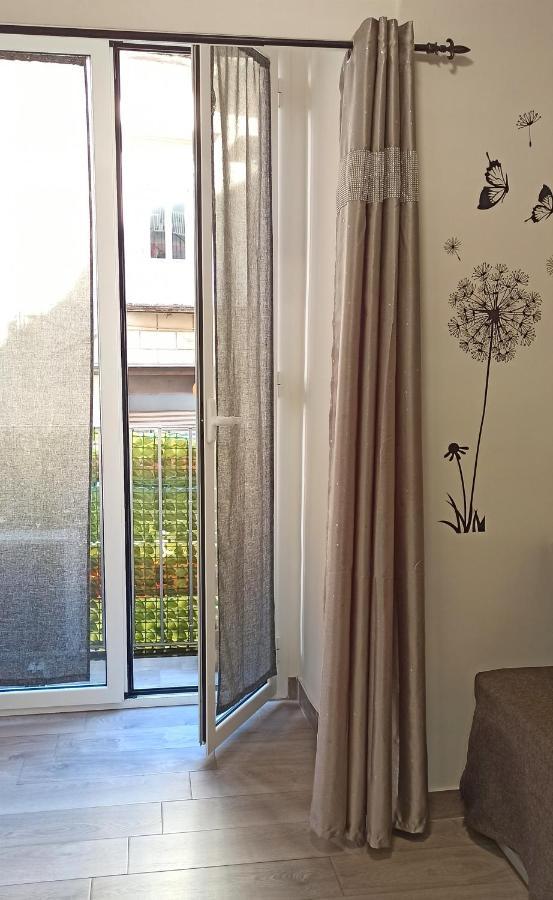 Ferienwohnung Napoli Pop Chiaia Exterior foto